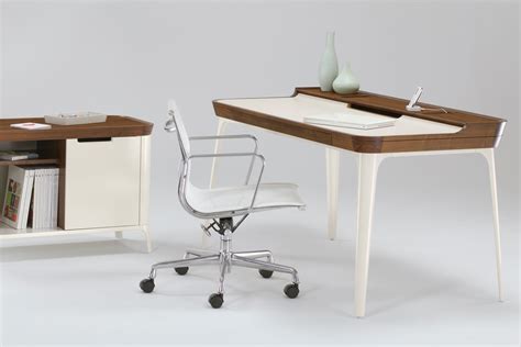 herman miller airia replica